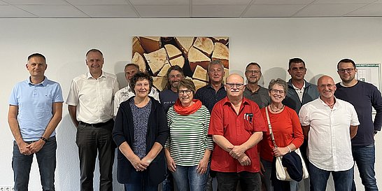 Besuch Gemeinderat Ehrenkirchen bei hübner 25.07.23